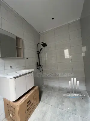 4bdrm Townhouse / Terrace in Haatso for rent