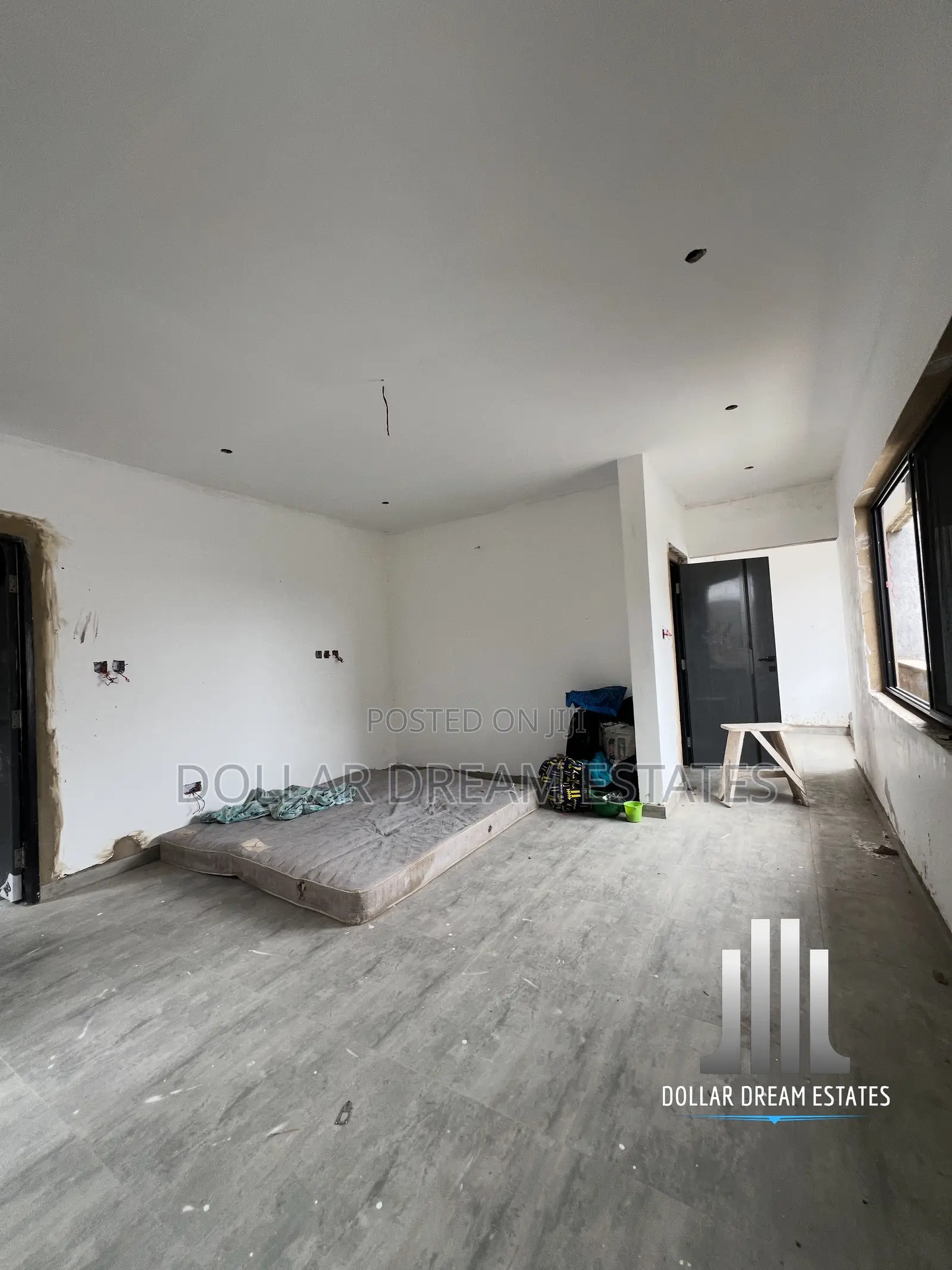 4bdrm Townhouse / Terrace in Haatso for rent
