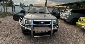 Nissan Hardbody 2002 Gray