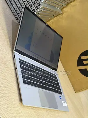 New Laptop HP EliteBook x360 1030 G8 16GB Intel Core i5 SSD 512GB