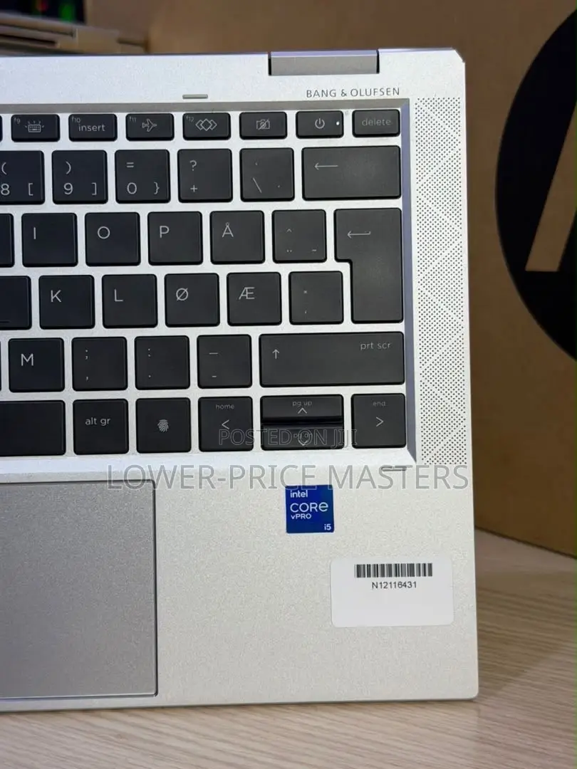 New Laptop HP EliteBook x360 1030 G8 16GB Intel Core i5 SSD 512GB