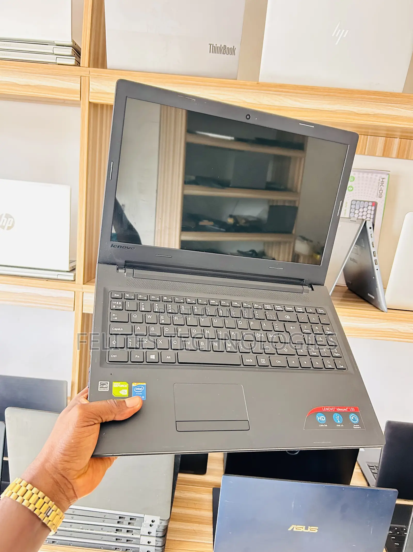 Laptop Lenovo IdeaPad 100 8GB Intel Core i5 HDD 1T