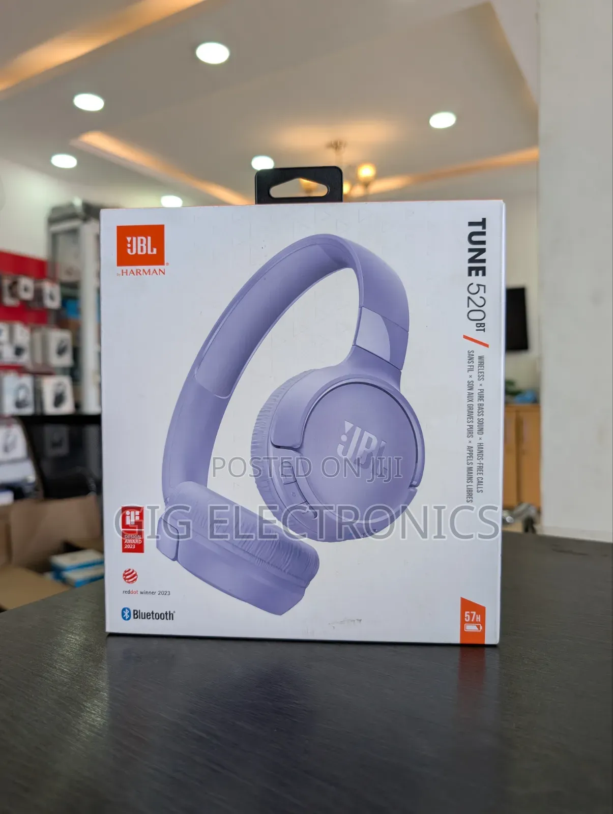 JBL Tune 520BT Wireless on-Ear Headphones (Purple)