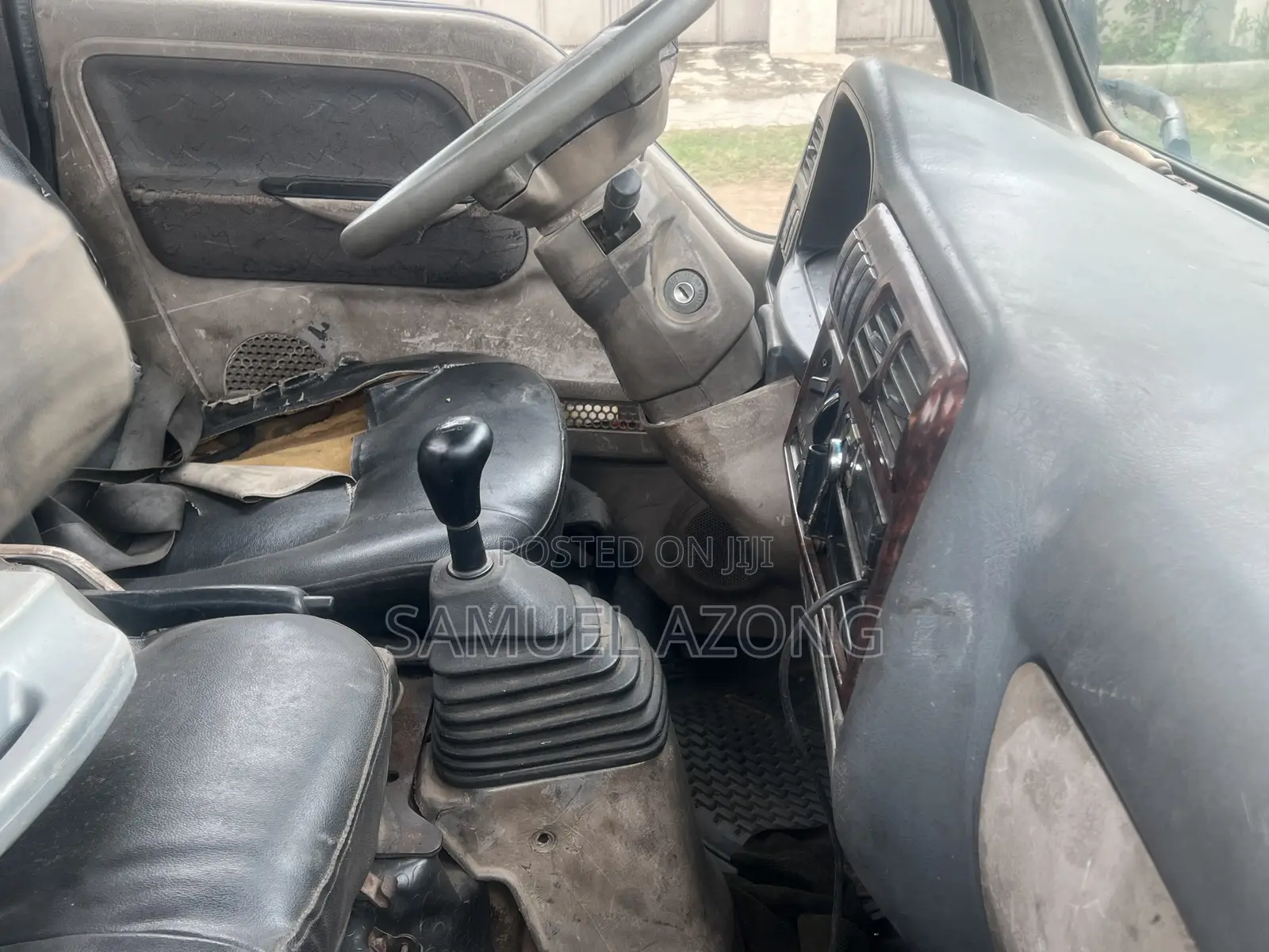 Kia Bongo Truck With Engine Issue