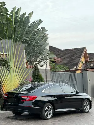 Honda Accord 2019 Black