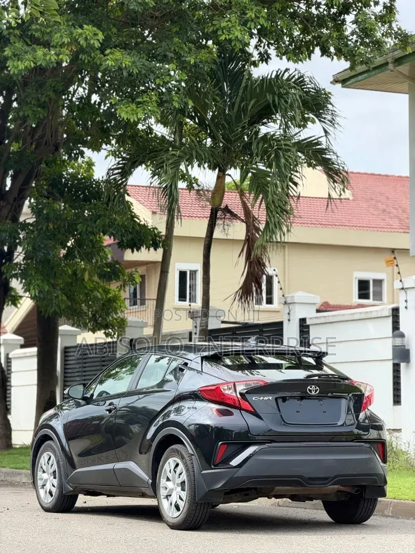 Toyota C-HR 2022 Black