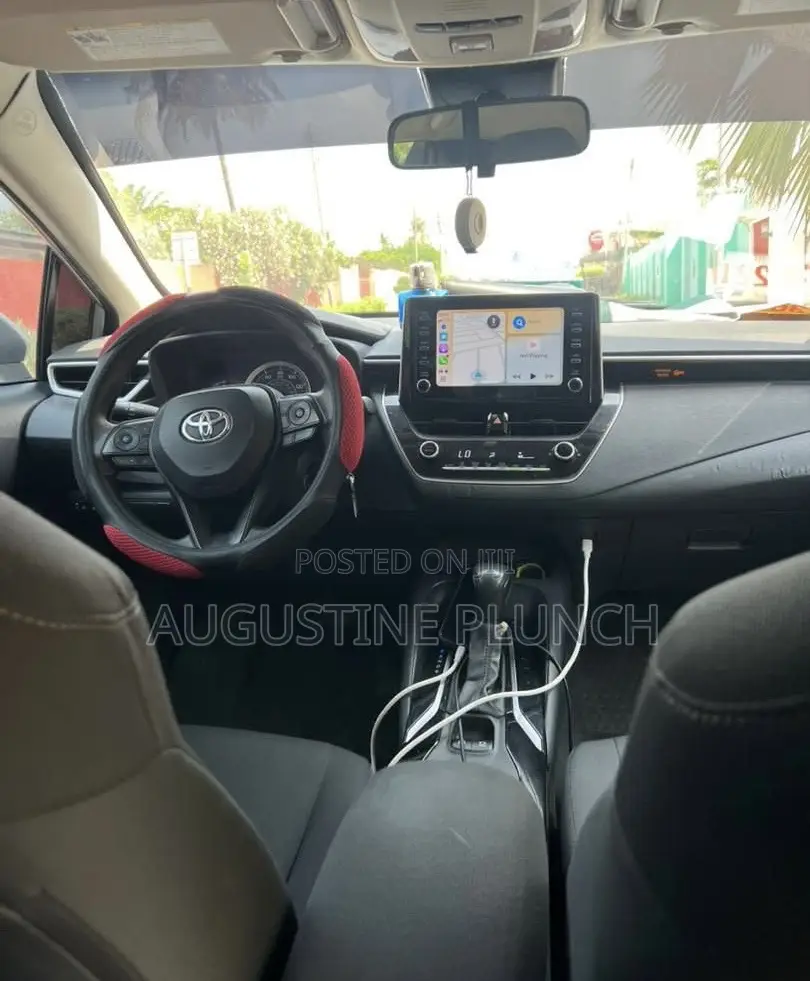 Toyota Corolla 2021 Silver