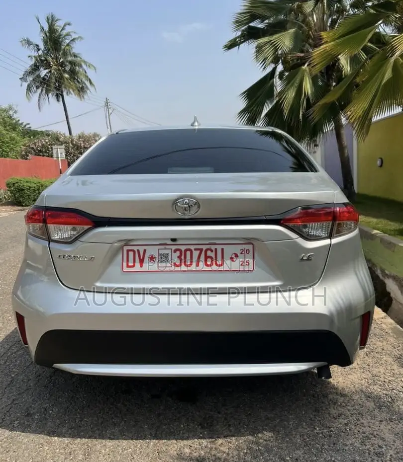 Toyota Corolla 2021 Silver