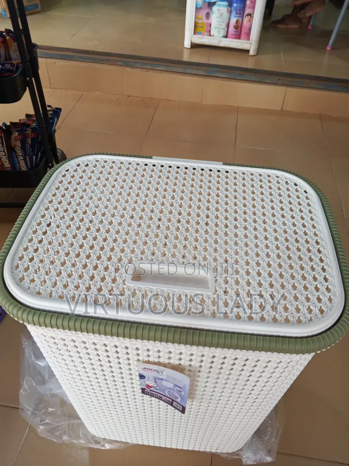 Laundry Basket/Hamper