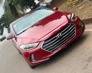 Hyundai Elantra SE 2018 Red