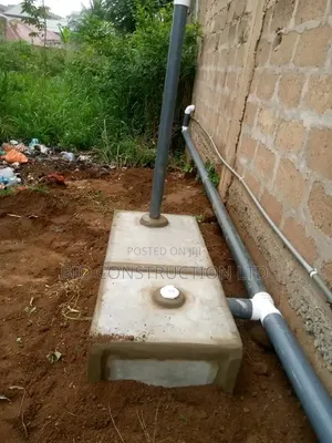 Bio-Digester Biogas Biofil Manhole Toilet Installation