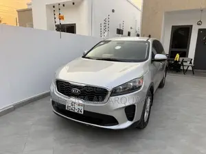 Kia Sorento 2019 Silver