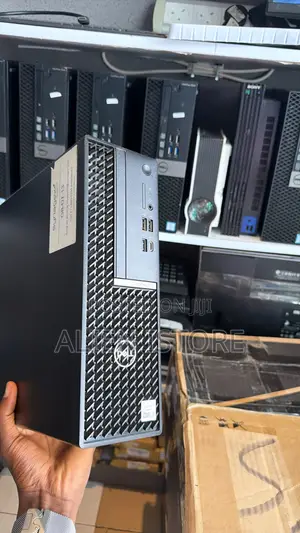 Desktop Computer Dell Optiplex 5060 8GB Intel Core i7 SSD 256GB