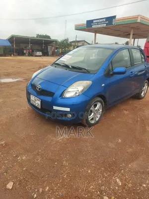 Toyota Yaris 2010 Blue