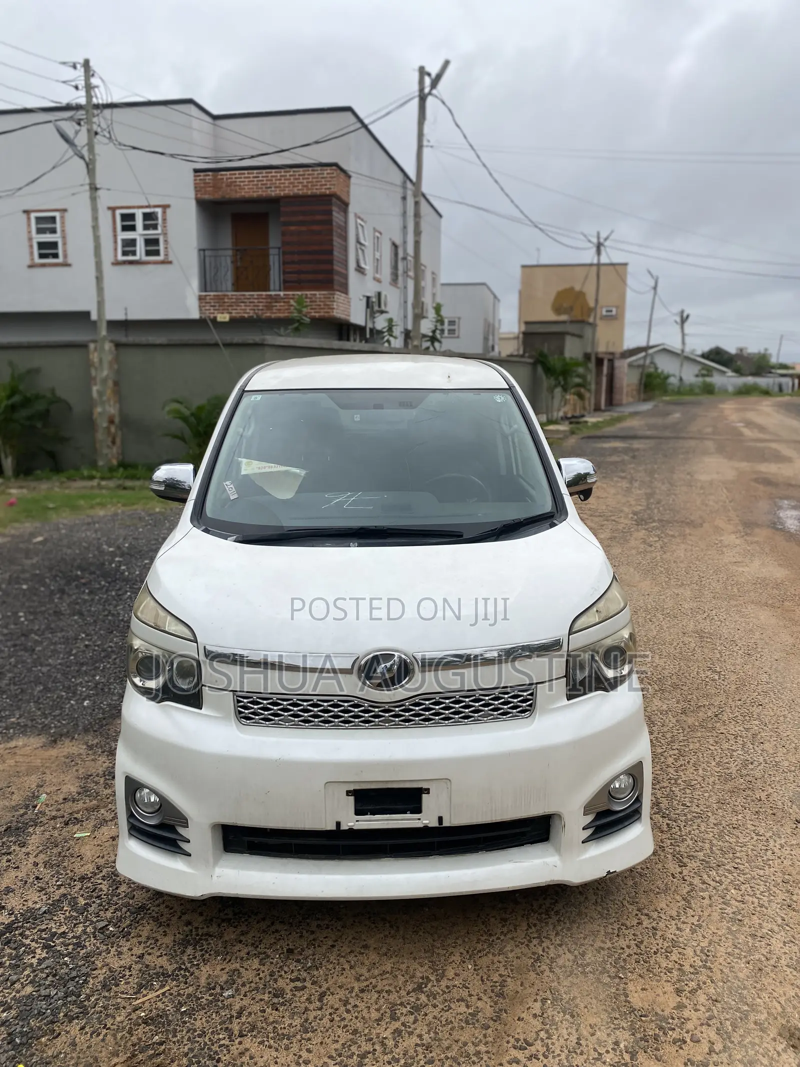 Toyota Voxy 2013 Black