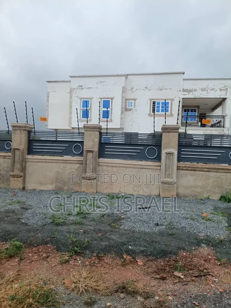 2bdrm Apartment in Oyibi Benarpat, Appolonia City for rent