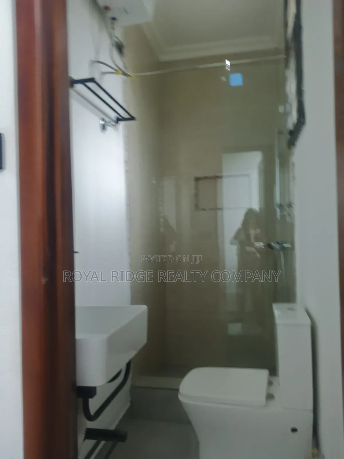 2bdrm Apartment in Manet Close To East, Accra Metropolitan for rent