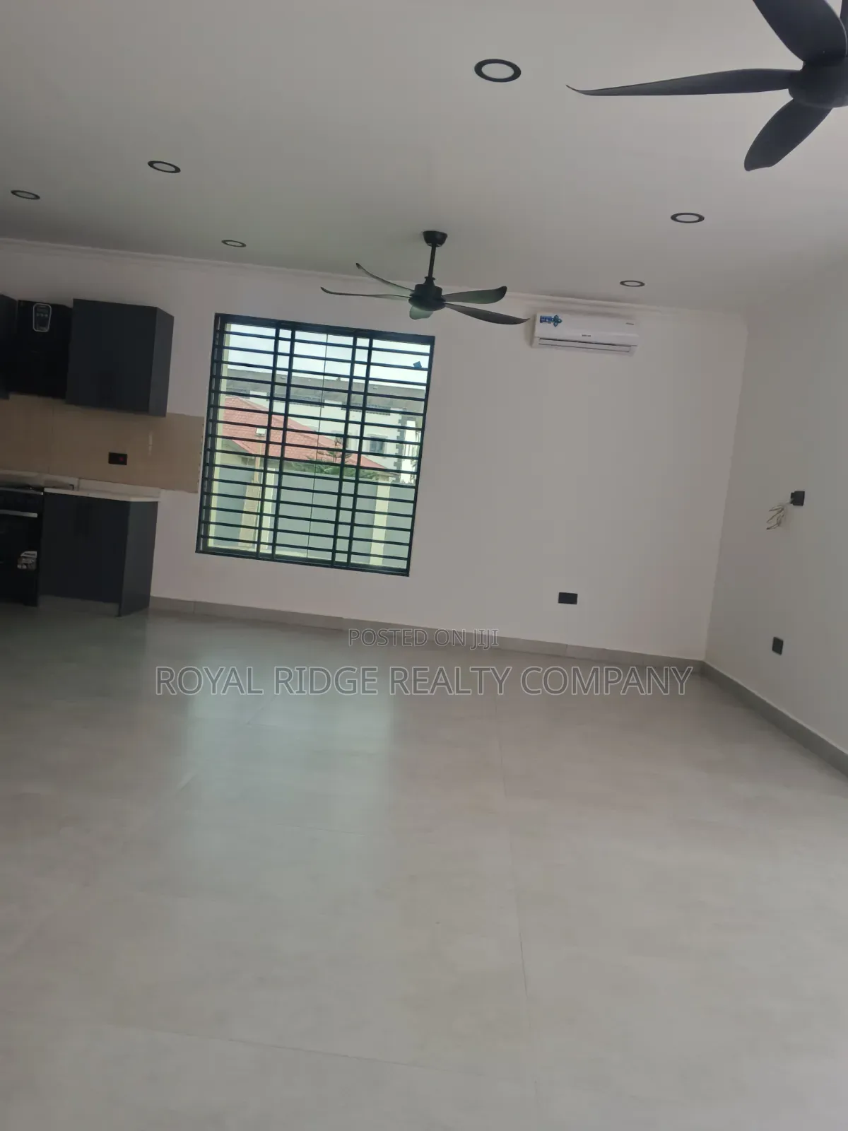 2bdrm Apartment in Manet Close To East, Accra Metropolitan for rent