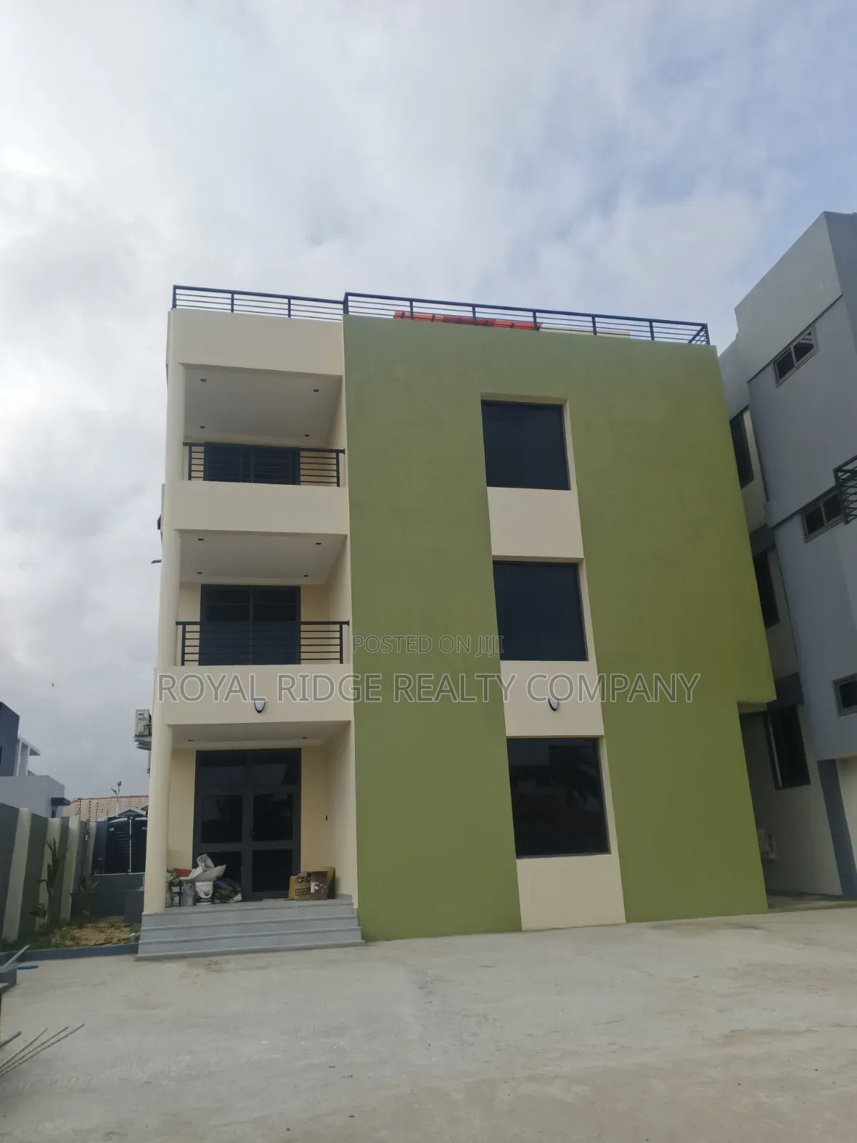 2bdrm Apartment in Manet Close To East, Accra Metropolitan for rent