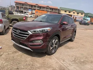 Hyundai Tucson Sport AWD 2017 Brown