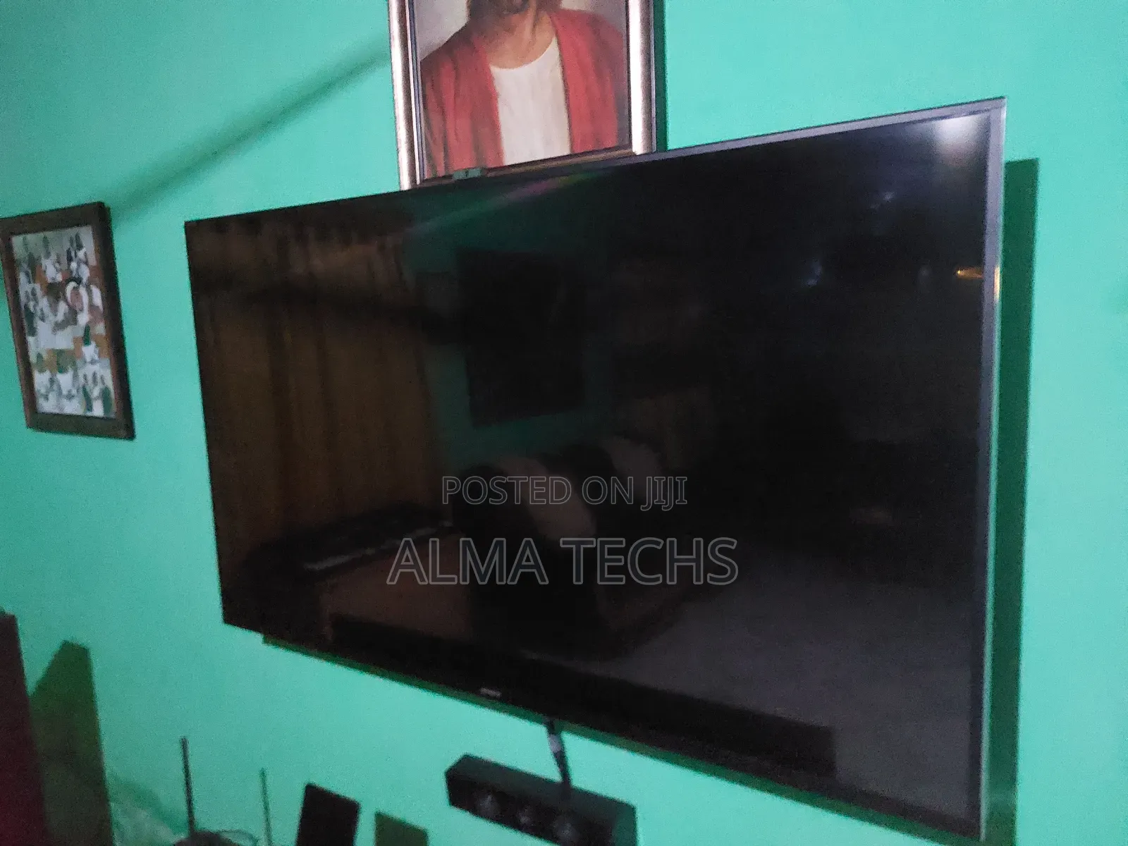 SONY 65" Smart TV