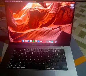Laptop Apple MacBook Pro 2021 M1 16GB Apple M1 Pro SSD 500GB