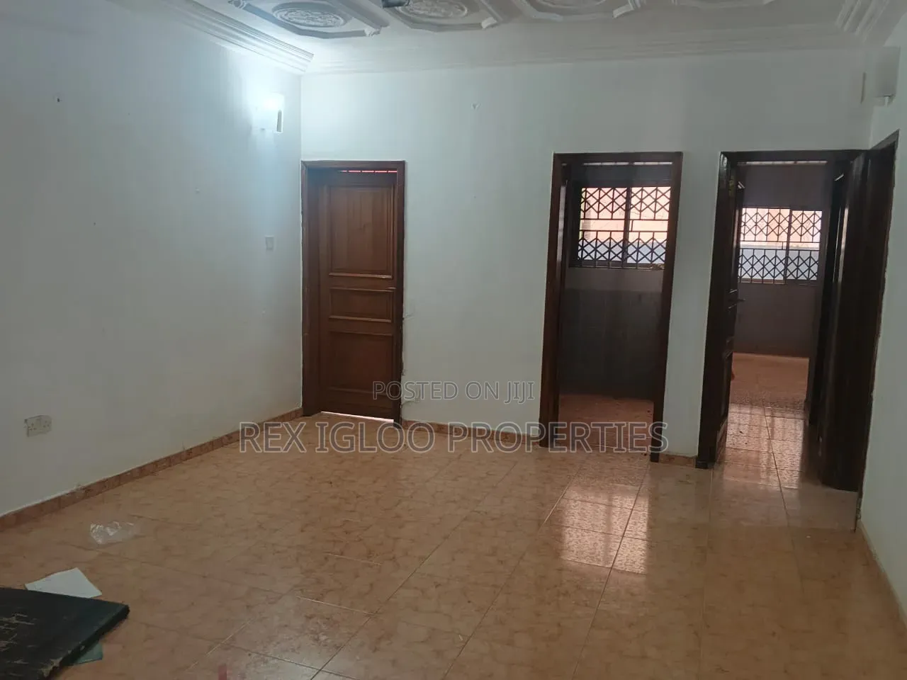 8bdrm House in Adjinganor, East, Accra Metropolitan for rent