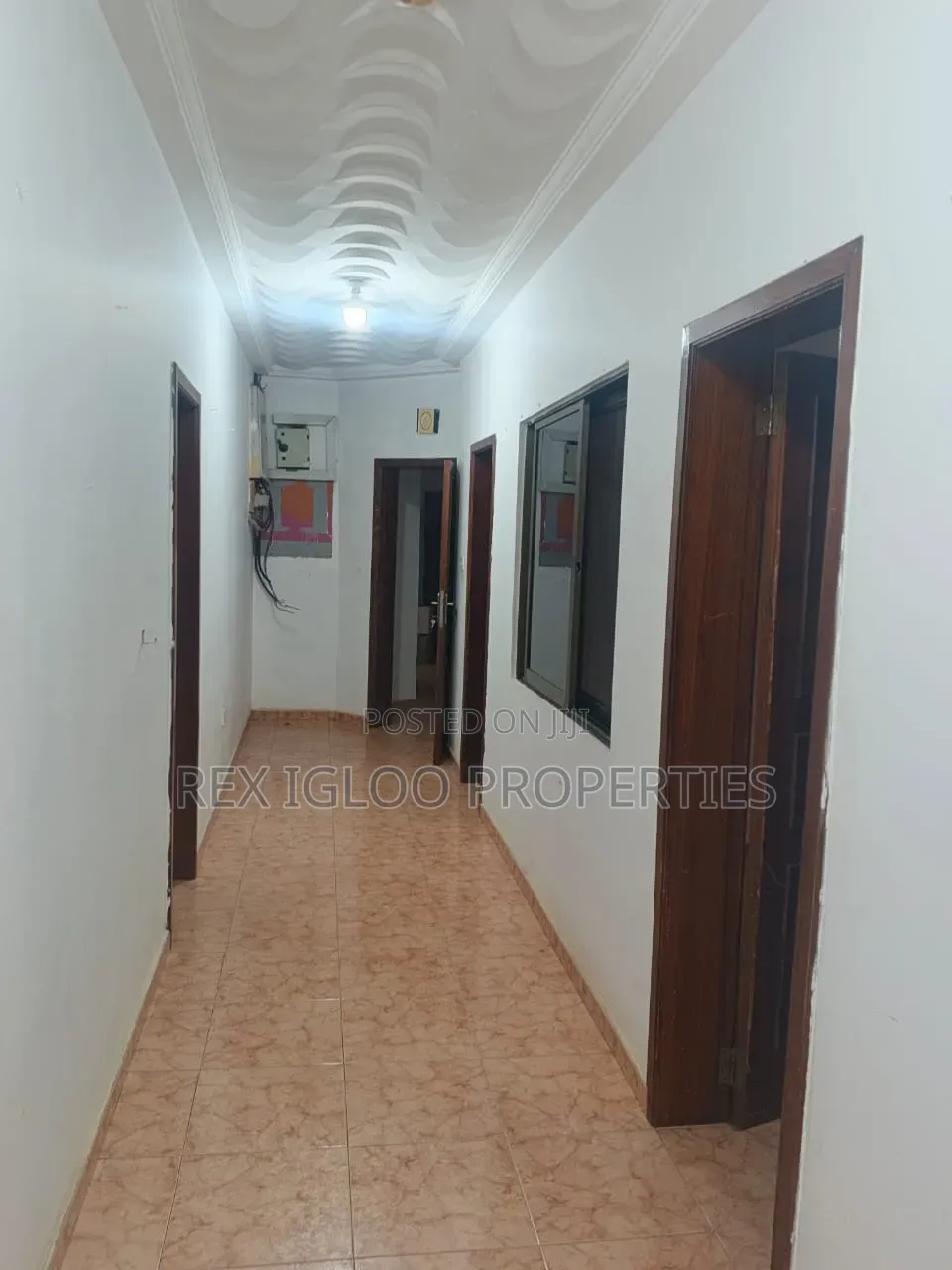 8bdrm House in Adjinganor, East, Accra Metropolitan for rent