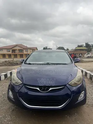 Hyundai Elantra Limited Sedan FWD (1.8L 4cyl 6A) 2013 Blue