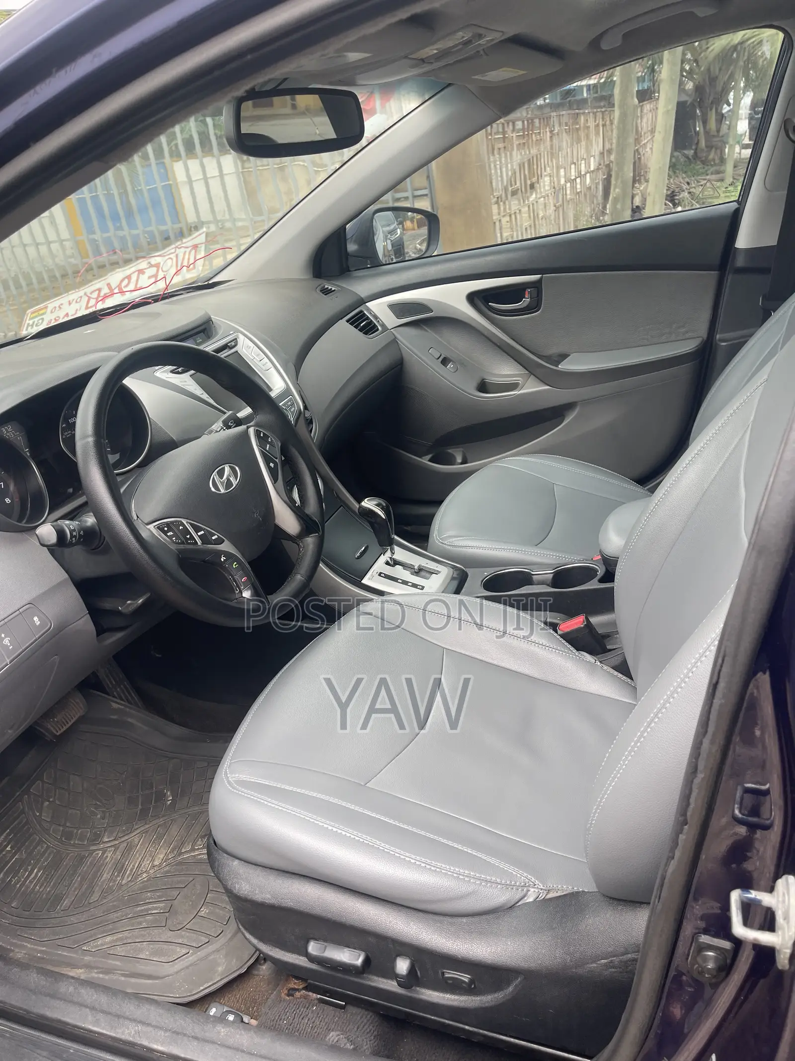 Hyundai Elantra Limited Sedan FWD (1.8L 4cyl 6A) 2013 Blue