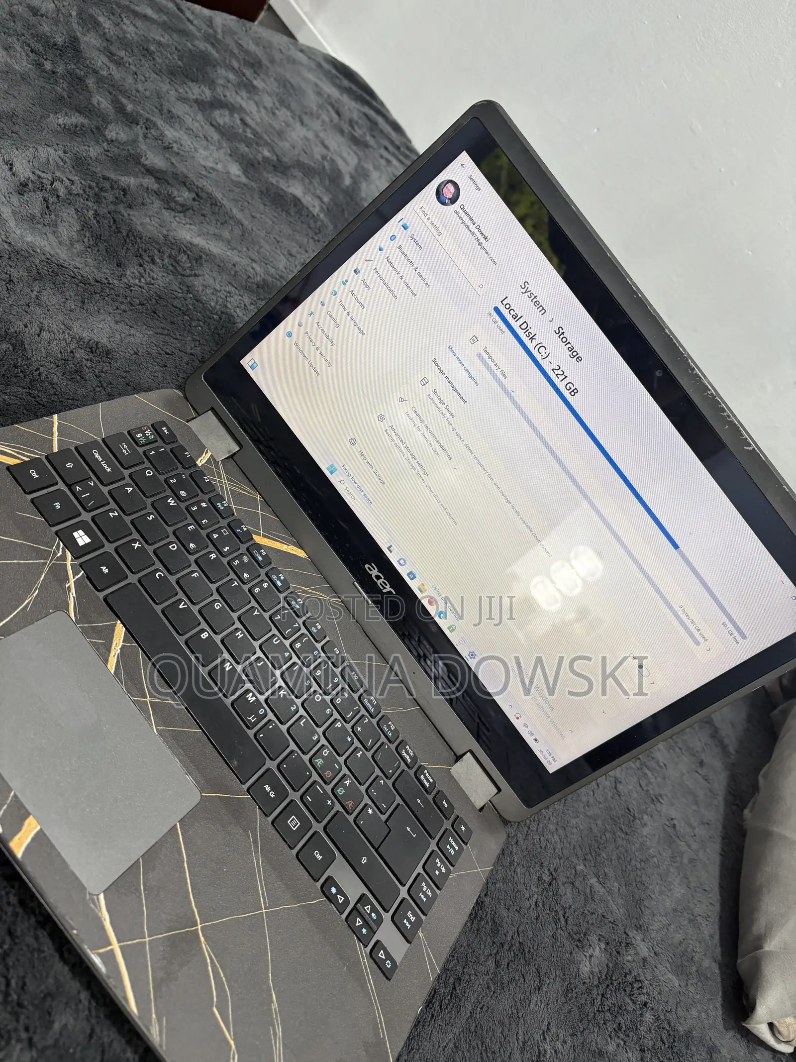 Laptop Acer Aspire R3-431T 8GB Intel Pentium HDD+SSD 250GB
