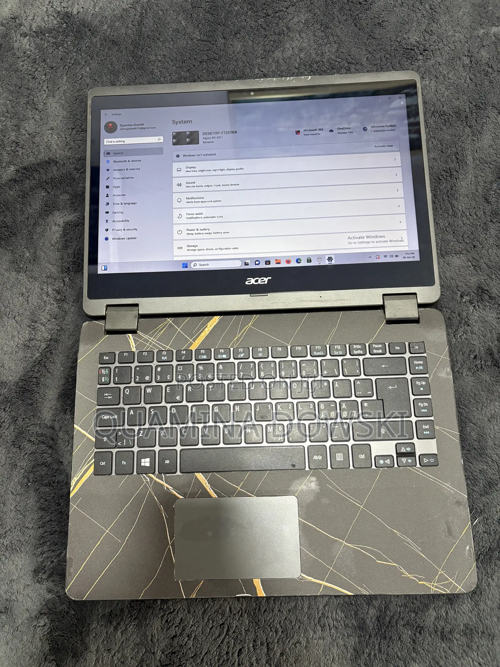 Laptop Acer Aspire R3-431T 8GB Intel Pentium HDD+SSD 250GB