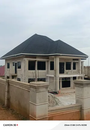 5bdrm House in Millions Properties, Kumasi Metropolitan for sale