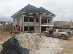 5bdrm House in Millions Properties, Kumasi Metropolitan for sale