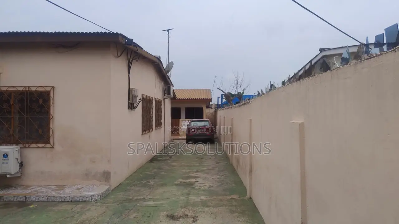 Furnished 3bdrm House in Dansoman for sale