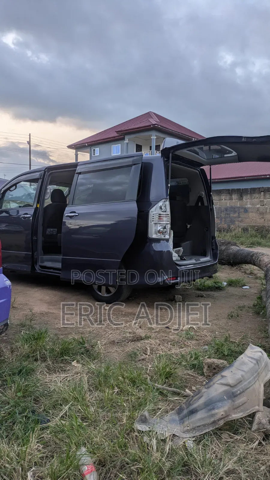 Toyota Voxy 2012 Gray