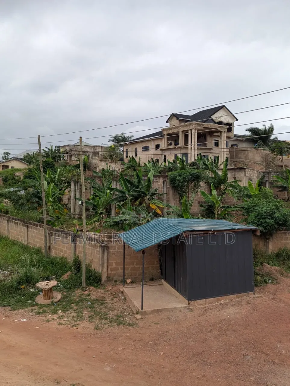 1 Half Plots With a Structure on It at Ayawaso for Sale
