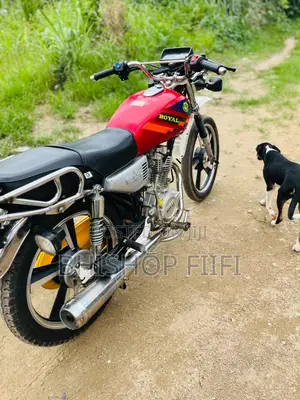 New Royal RY125 2025 Red