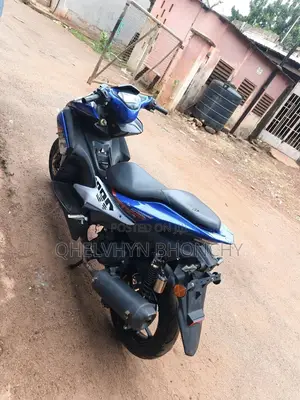 Yamaha Aerox 2023 Blue