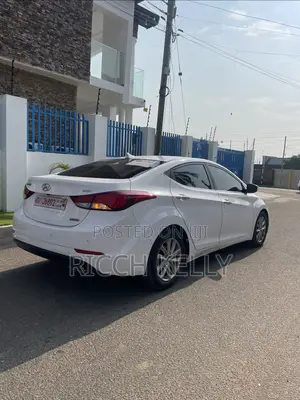 Hyundai Avante 2015 White