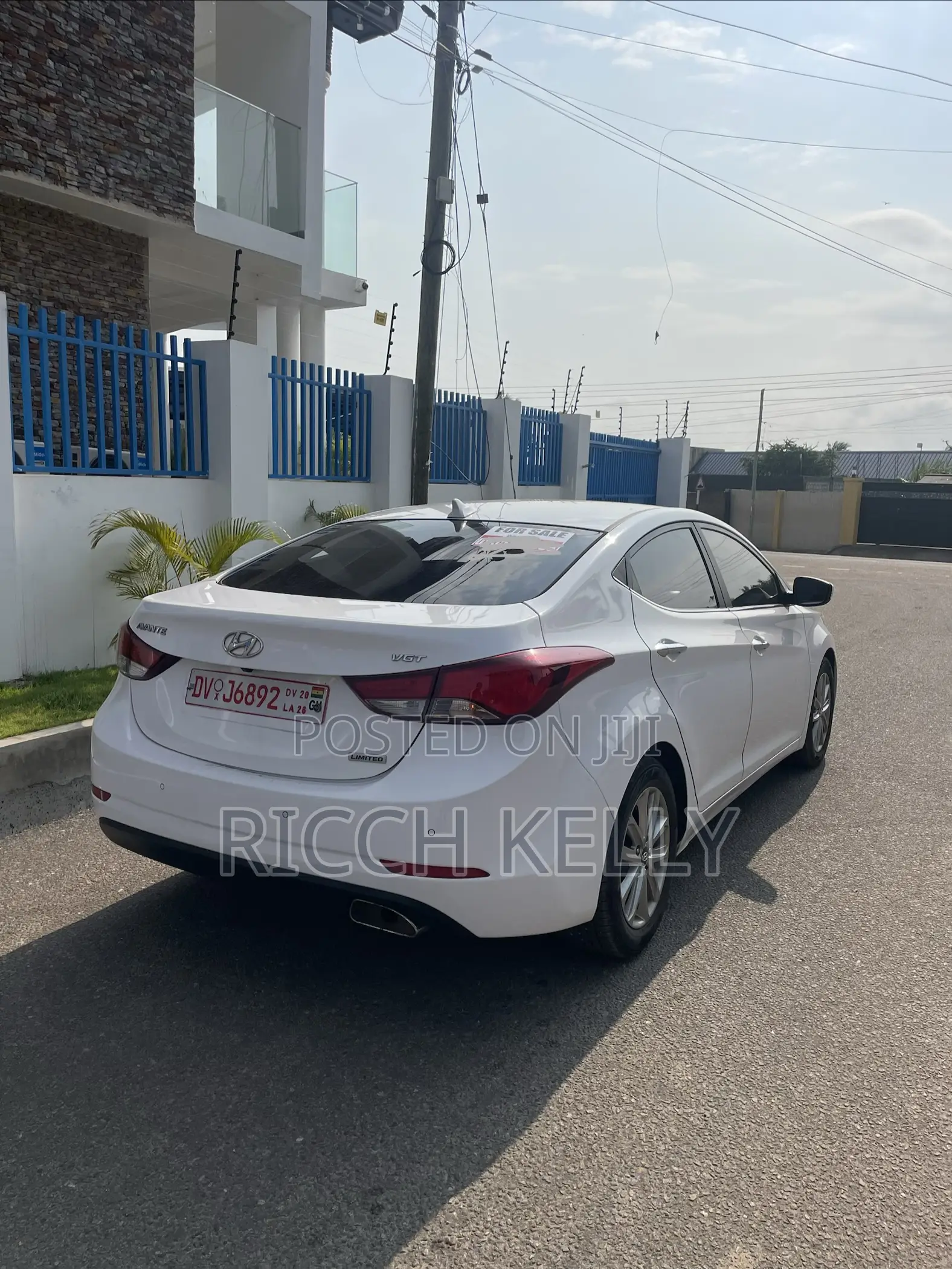 Hyundai Avante 2015 White