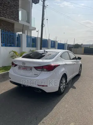Hyundai Avante 2015 White