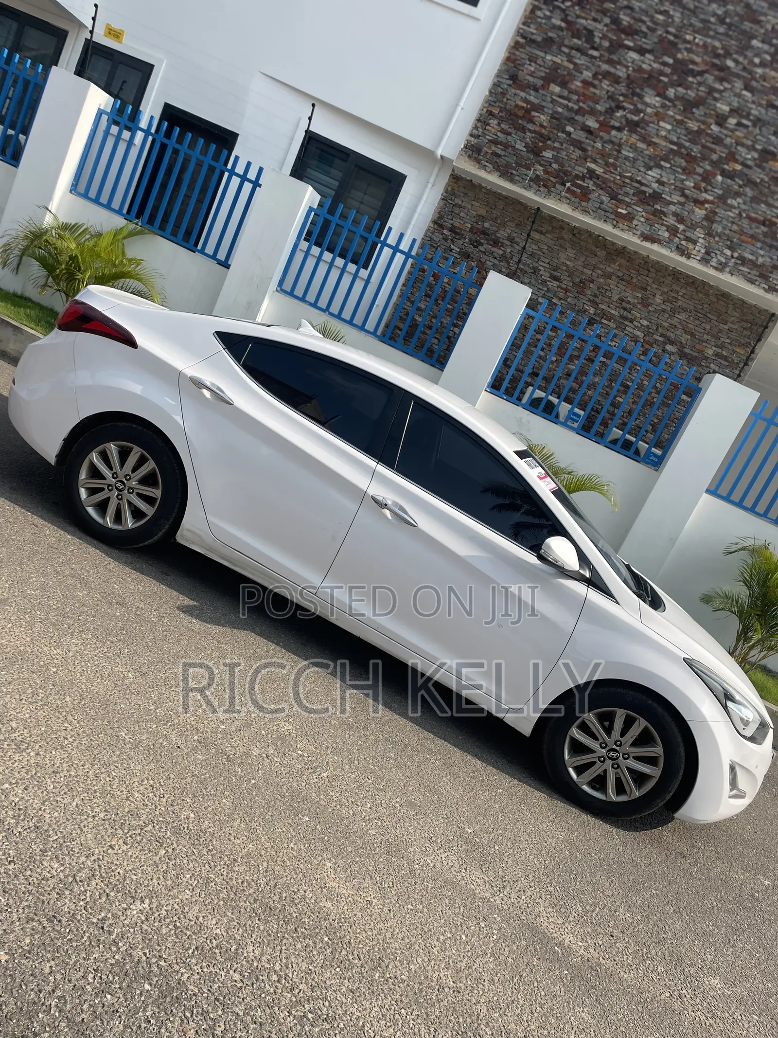 Hyundai Avante 2015 White