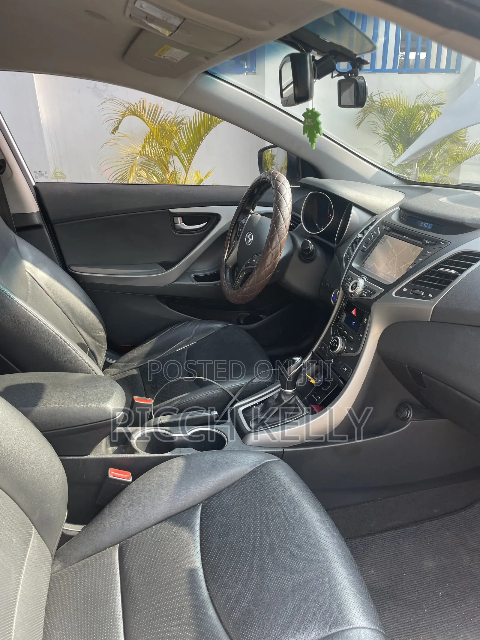 Hyundai Avante 2015 White