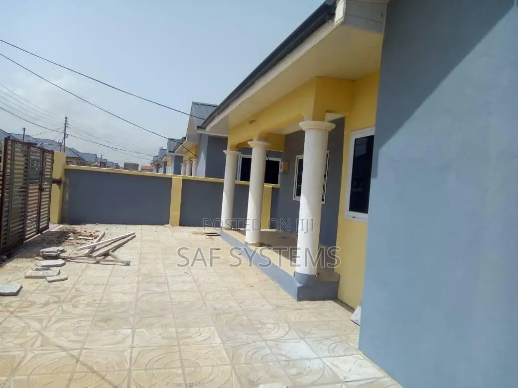 2bdrm House in Adom Estate, Community 25 for rent