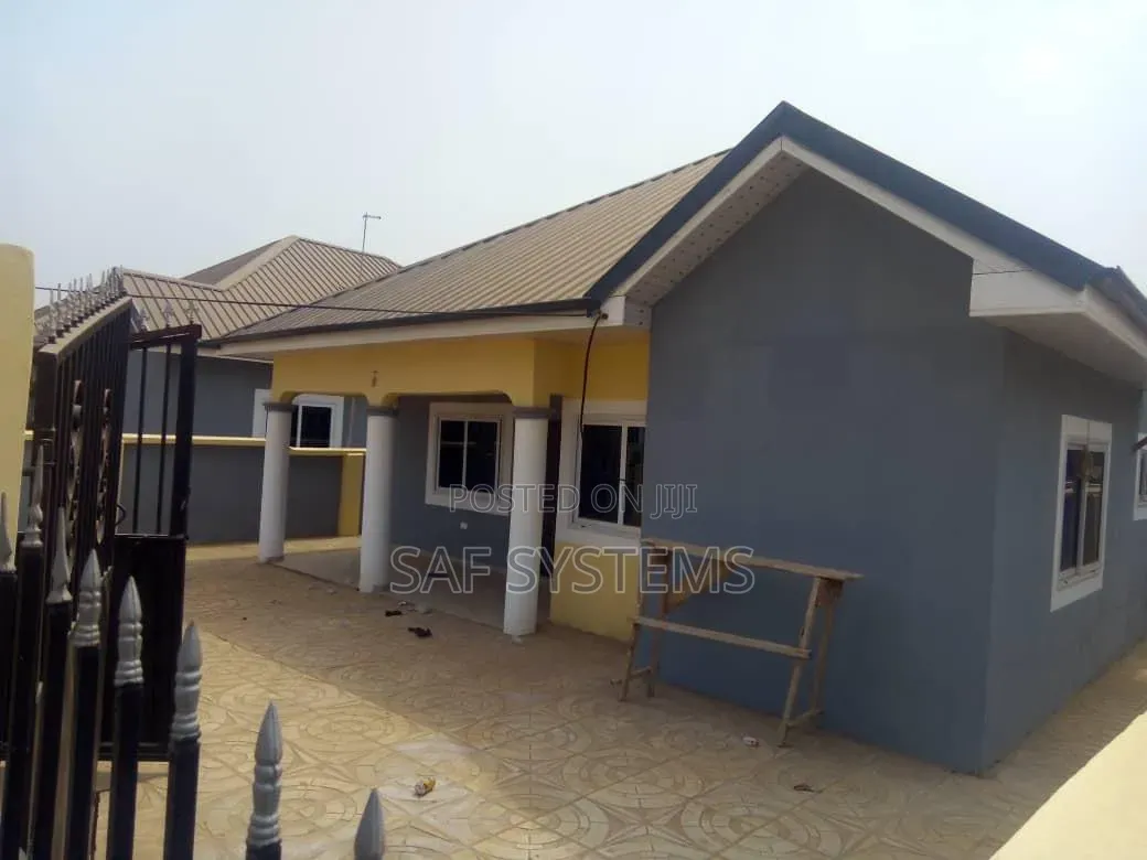 2bdrm House in Adom Estate, Community 25 for rent