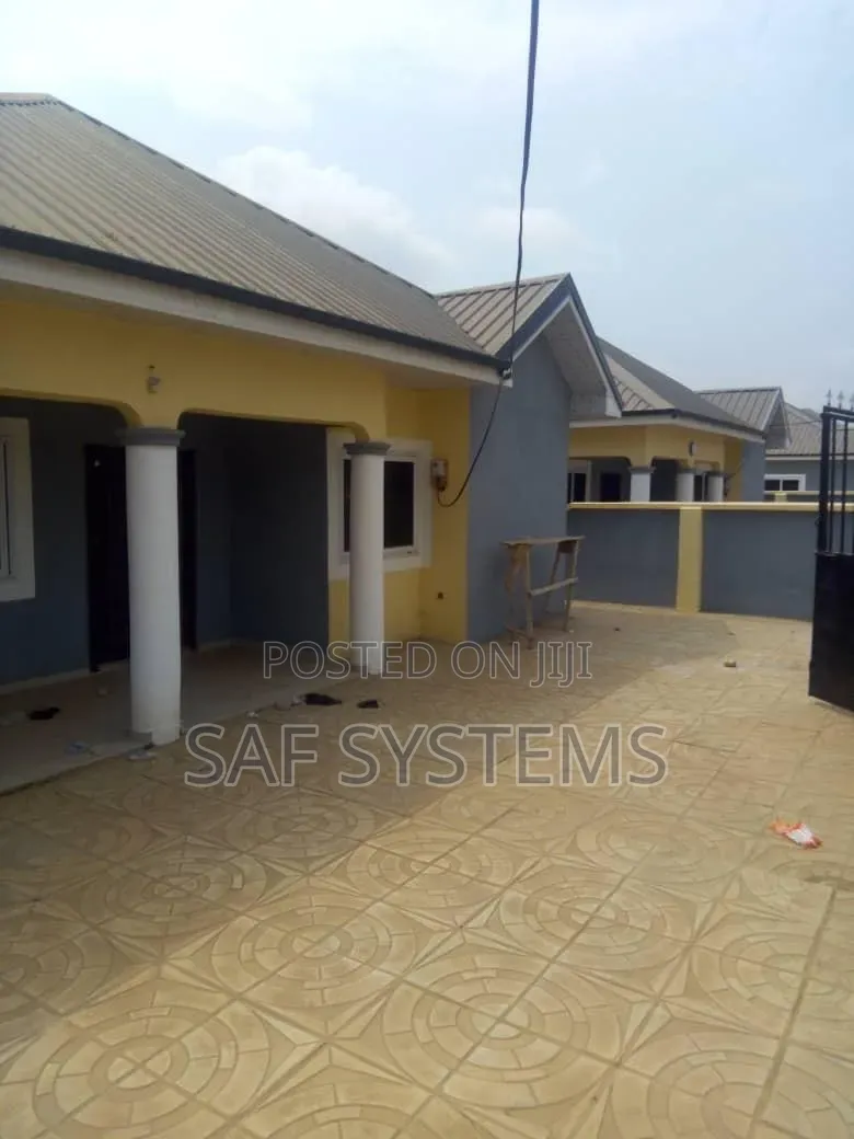 2bdrm House in Adom Estate, Community 25 for rent