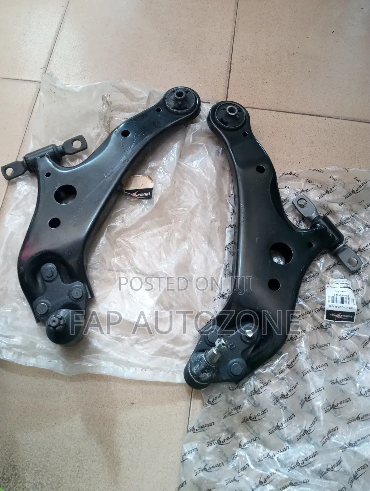 0621. Original Toyota Highlander Lower Arm Assembly Imported From USA