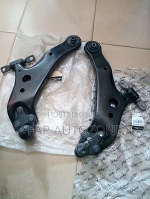 0621. Original Toyota Highlander Lower Arm Assembly Imported From USA