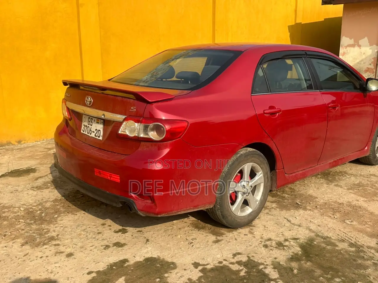 Toyota Corolla 2011 Red